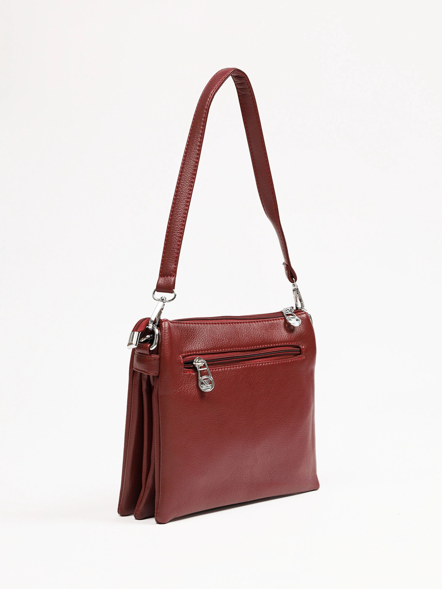 Сумка-кроссбоди с декоративным патчем в ассортименте